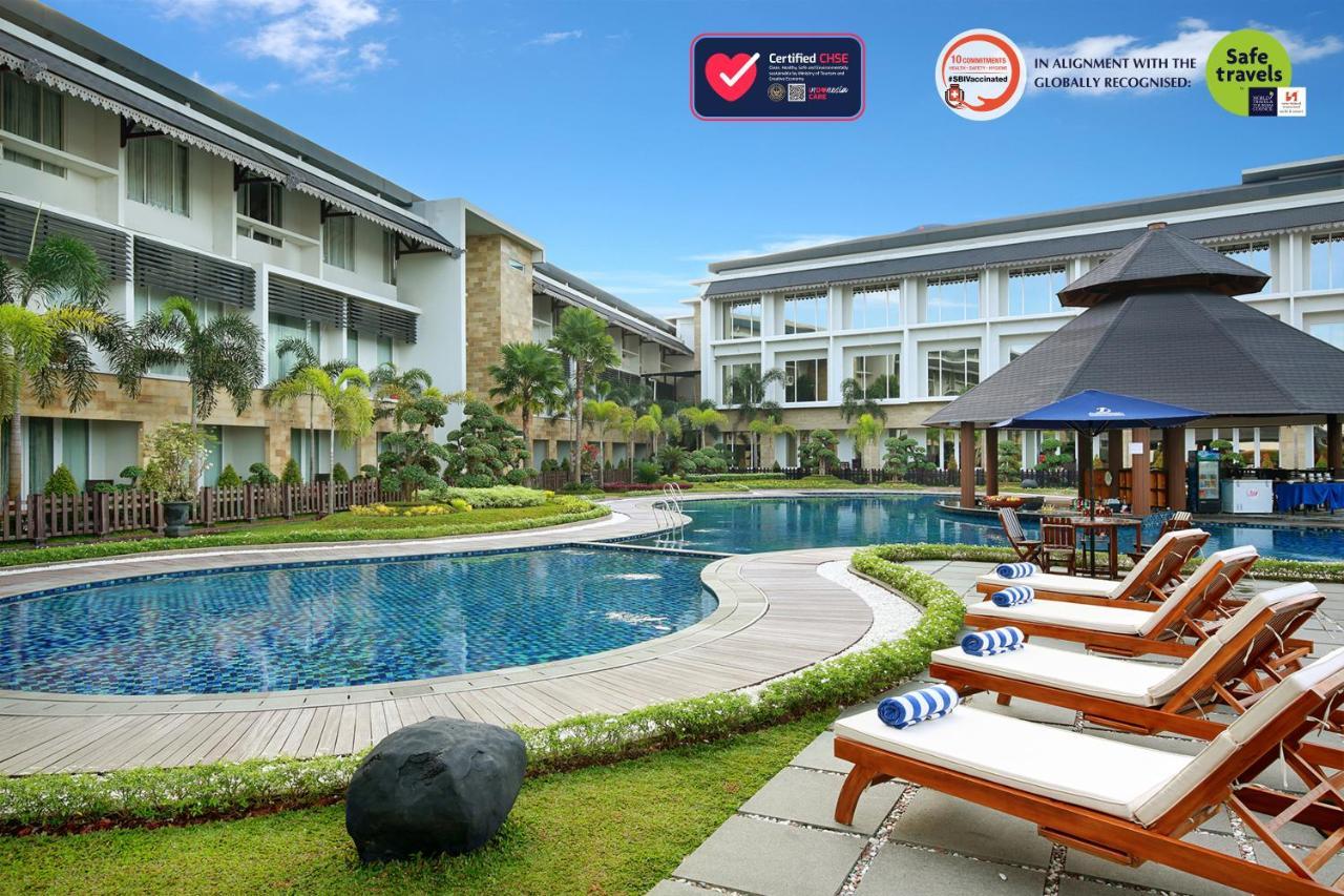 Swiss-Belhotel Borneo Banjarmasin Exterior photo